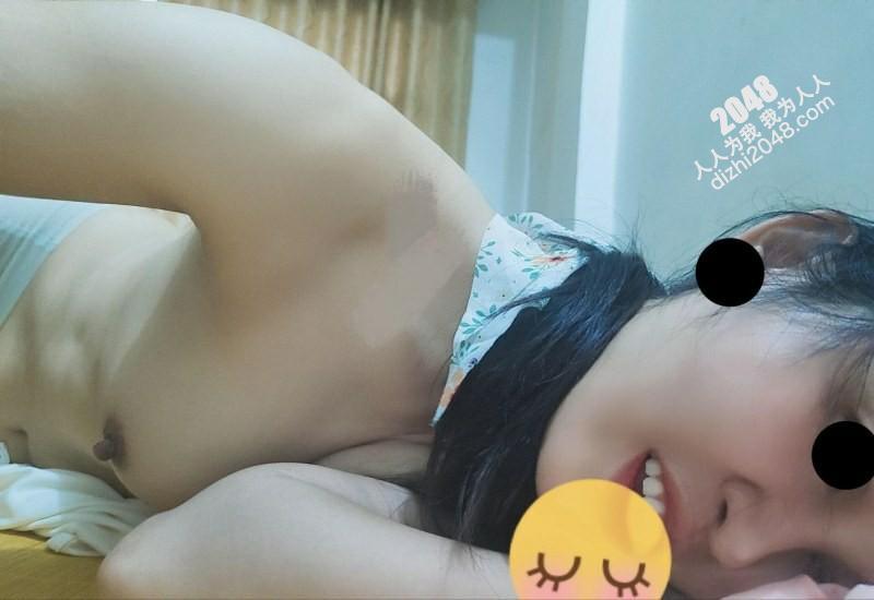新認識的女網友～乳頭好大顆唷[23P]