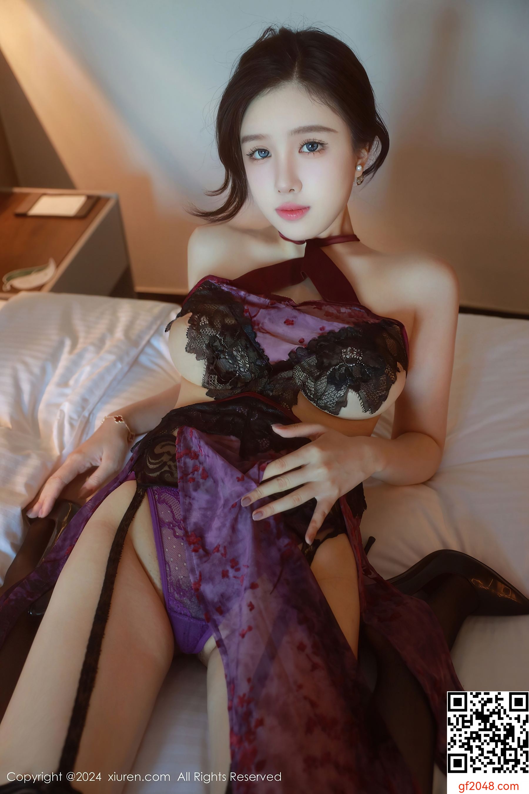 [XiuRen秀人网] No.9292 唐翩翩 美腿黑丝