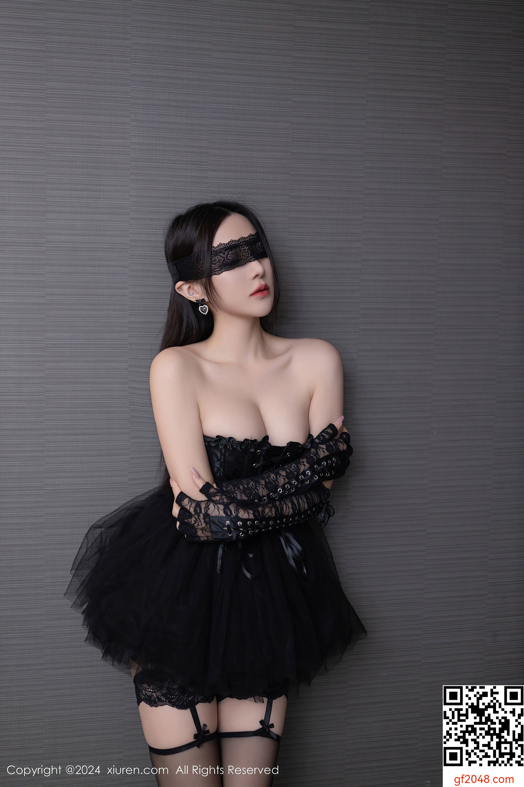 [XiuRen秀人网] No.8166 鱼子酱Fish 黑丝性感